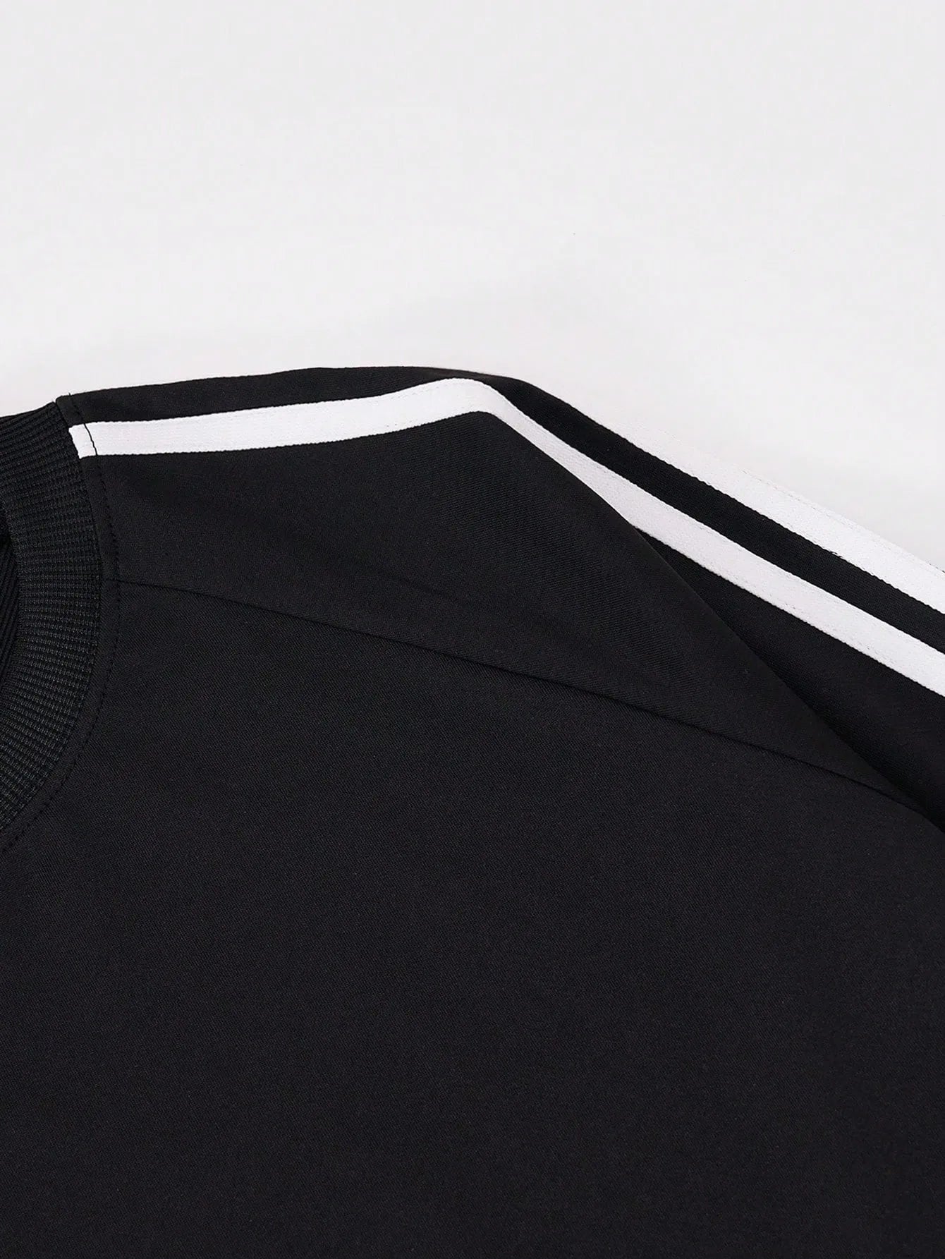 New men's long-sleeved T-shirt for Spring and Autumn